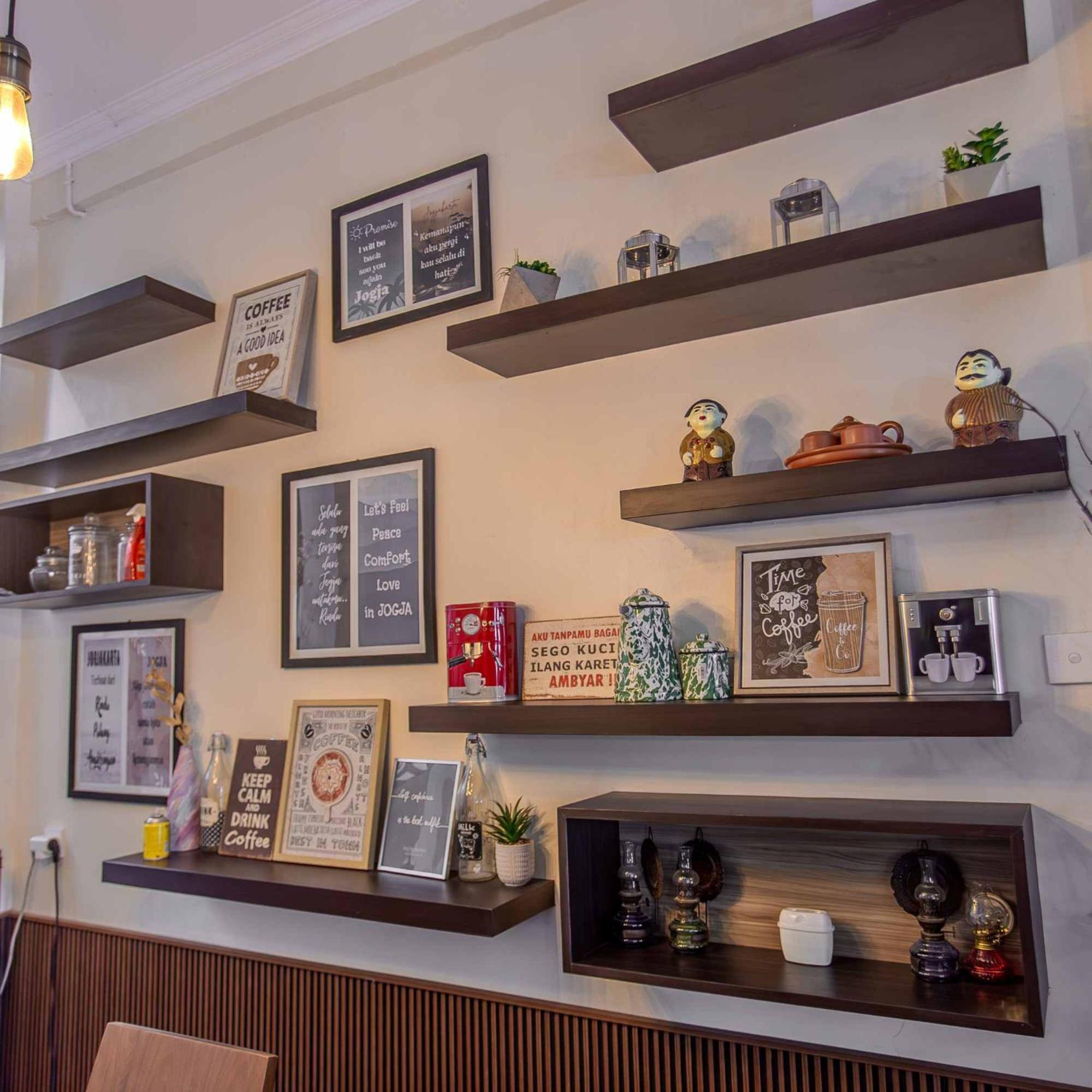 Inez Homestay Джокьякарта Экстерьер фото